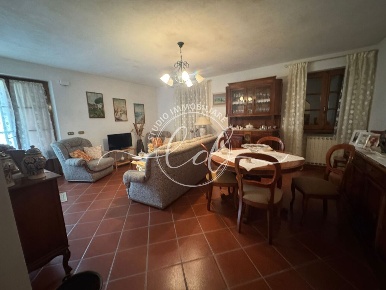Foto Appartamento a Seravezza di 80 m² con 5 locali in affitto