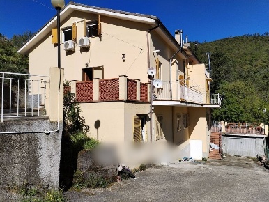 Foto Villa unifamiliare in Via Olivella Caminata 36, Casarza Ligure Centro