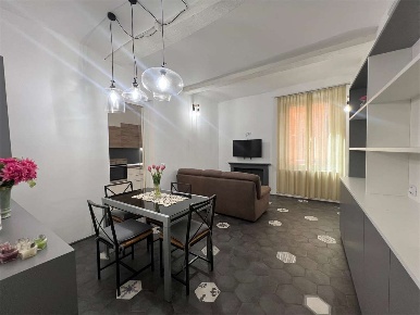 Foto Appartamento in Via San Paolo 58, Modena Centro Storico di 95 m²