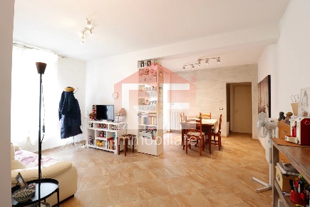 Foto Appartamento in Via degli Ortolani, Bologna Savena con 4 locali