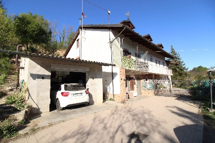 Foto Appartamento a Montaldo Roero con 5 locali in vendita