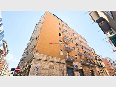 Foto Appartamento in Via Gorizia 40, Foggia Stazione di 80 m² con 3 locali