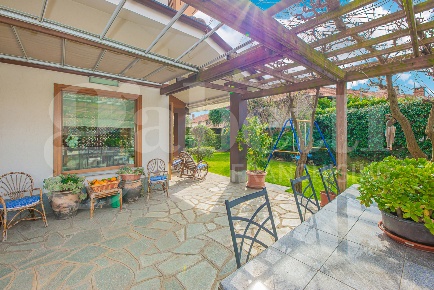 Foto Villa singola in Viale Bassano 5, Rivoli Uriola - Scaravaglio