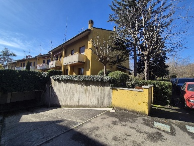 Foto Villa a schiera in Altopiano, Sasso Marconi Borgonuovo di 290 m²