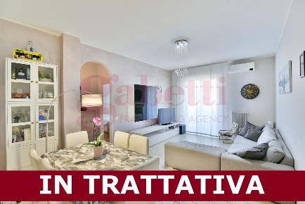 Foto Appartamento in Via Monte Resegone, Novedrate Centro di 95 m²