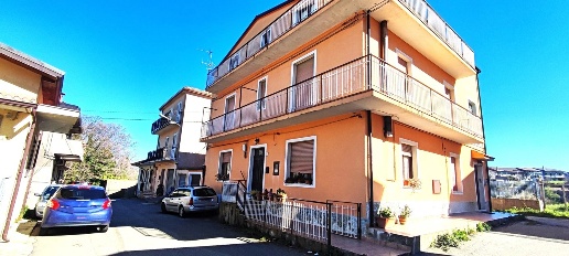Foto Appartamento in Via C. BATTISTI 42, Girifalco Centro di 129 m²