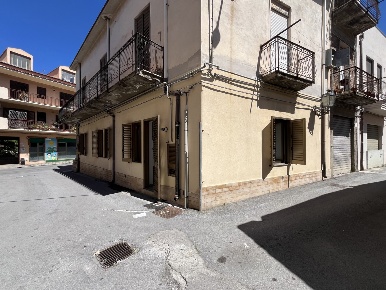 Foto Appartamento in Via GARIBALDI 606, Barcellona Pozzo di Gotto Centro