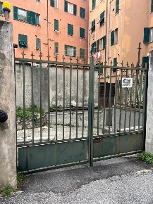 Foto Box in Petrella, Genova Rivarolo di 18 m² in vendita
