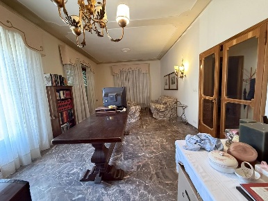 Foto Appartamento a Siena Scacciapensieri di 160 m² con 6 locali in vendita