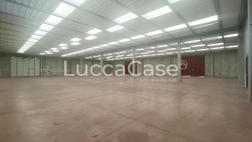 Foto Capannone industriale a Capannori Verciano - Guamo di 1738 m²