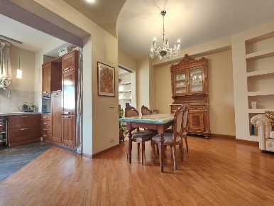 Foto Appartamento a Empoli Pretura - Sanzio di 96 m² con 5 locali