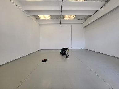 Foto Capannone industriale a Calcinaia di 130 m² con 1 locali in affitto