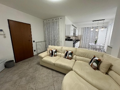 Foto Appartamento a Castelfranco di Sotto Centro di 75 m² con 4 locali