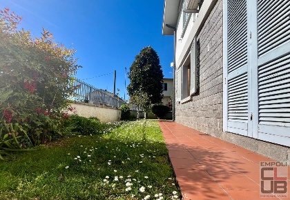 Foto Casa indipendente a Santa Croce sull'Arno Centro di 160 m² in vendita