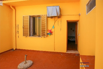 Foto Appartamento in Via Trento, Castelsardo Centro di 69 m² con 3 locali