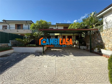 Foto Villa unifamiliare a Altavilla Milicia Torre Colonna Sperone