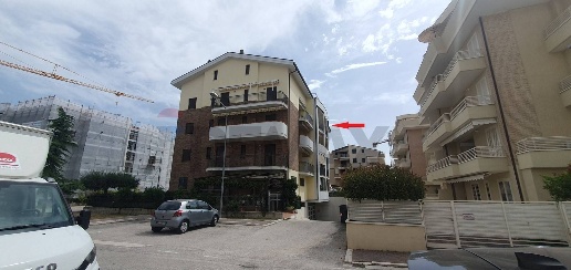 Foto Appartamento in Pierandozzi 2, Tortoreto Tortoreto Lido di 103 m²