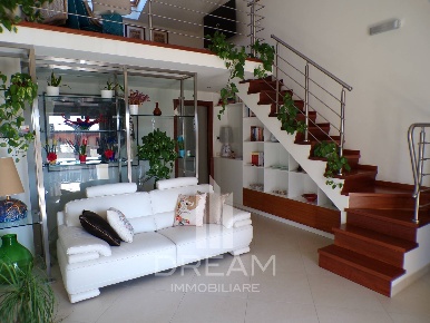 Foto Case semi ndipendenti in via Lanusei, Quartucciu Centro di 135 m²