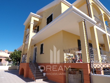 Foto Case semi ndipendenti in via Lanusei, Quartucciu Centro di 135 m²