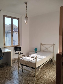 Foto Appartamento a Pisa San Francesco di 20 m² con 5 locali in affitto