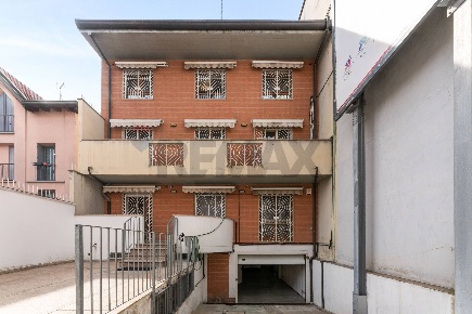 Foto Casa indipendente in Viale Monza 71, Milano Rovereto di 540 m²