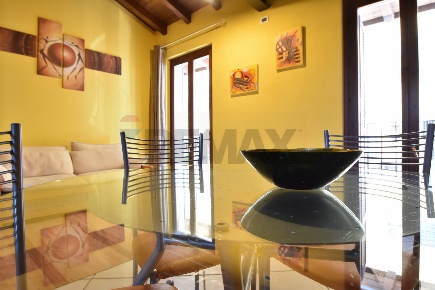 Foto Appartamento in Via Gramsci 34, Arona Centro di 62 m² con 2 locali