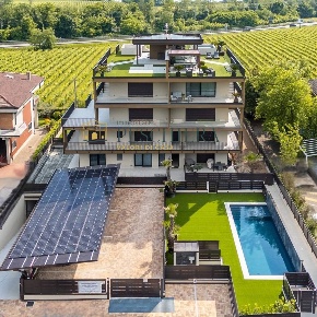 Foto Appartamento in Via Bell'Italia, Peschiera del Garda Centro di 154 m²