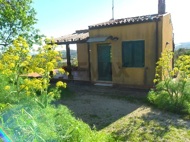 Foto Villa unifamiliare in Via Due Fontane 122, Caltanissetta Centro