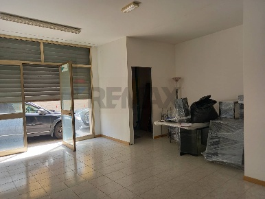 Foto Locale commerciale a Ragusa San Luigi - Archimede di 63 m² in vendita