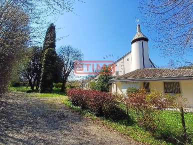 Foto Villa unifamiliare a Casier Frescada di 850 m² con 15 locali