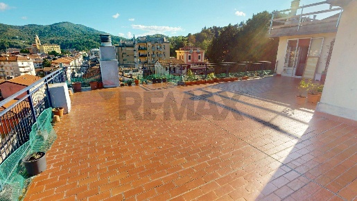 Foto Appartamento in via Vittorio Veneto 175, Busalla Centro di 143 m²