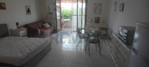 Foto Appartamento a Desenzano del Garda Rivoltella di 40 m² con 1 locali