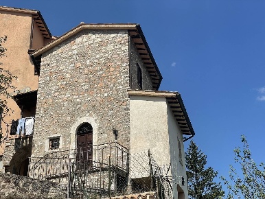Foto Case semi ndipendenti in Cerreto di Spoleto, Cerreto di Spoleto Centro