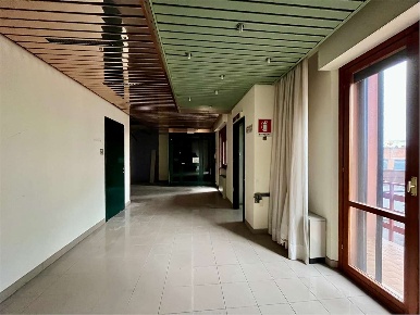 Foto Appartamento in VIA MAGGINI 63, Ancona Posatora di 222 m² con 6 locali