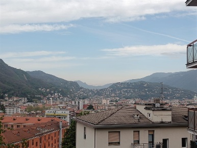 Foto Appartamento a Como Como Sole di 55 m² con 2 locali in affitto