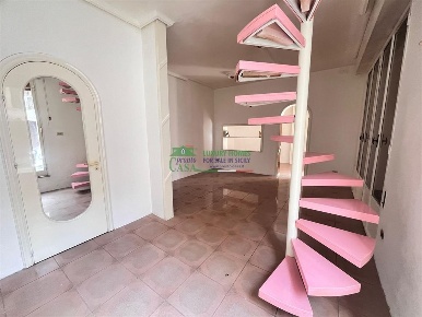 Foto Casa indipendente in Via Senatore Caruso, Comiso Centro di 100 m²