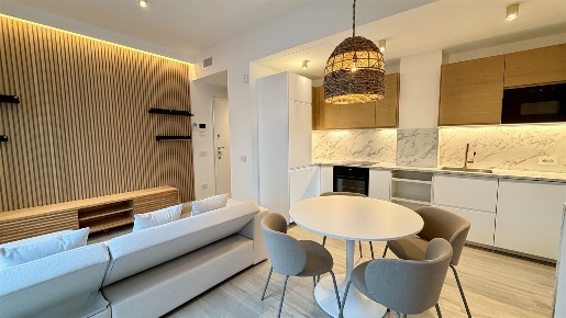 Foto Appartamento in via silva, Milano Monte Rosa - Lotto di 70 m²