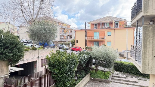 Foto Appartamento in via pratolungo, Albano Laziale Centro di 70 m²