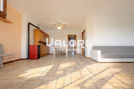 Foto Appartamento in VIA GHINOTTA, Castel Bolognese Centro di 160 m²