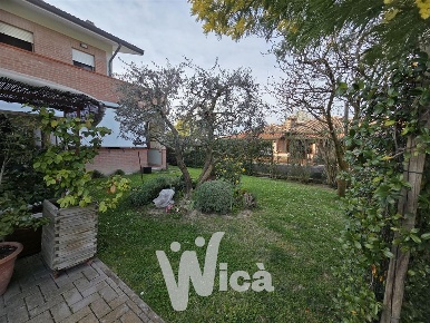 Foto Appartamento a Cervia di 108 m² con 3 locali in vendita