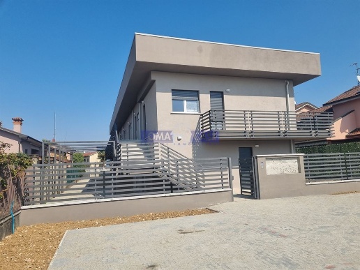 appartamento in affitto a Vimercate