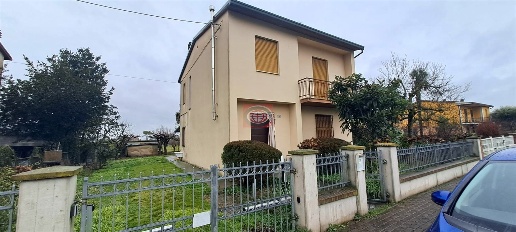 Foto Casa indipendente a Conselice San Patrizio di 199 m² in vendita