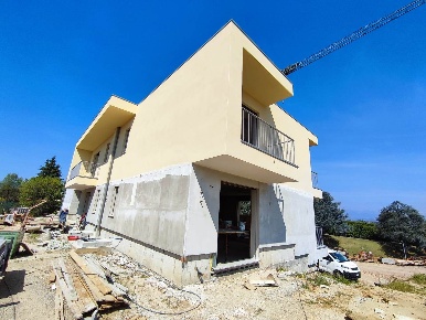 Foto Villa bifamiliare a Chignolo d'Isola di 137 m² con 4 locali in vendita