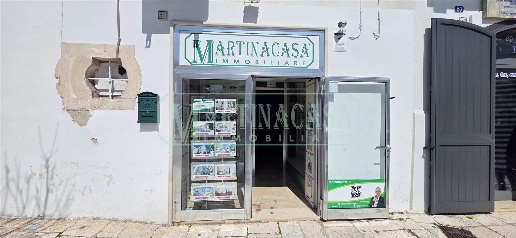Foto Locale commerciale in Via Mercadante 56, Martina Franca di 57 m²