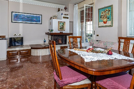 Foto Appartamento in via 13 giugno, Magliano Sabina Centro di 111 m²