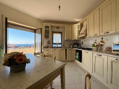 Foto Appartamento in Via Casa Savoia 47, Reggio di Calabria di 67 m²