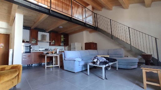 Foto Appartamento a San Severino Marche Centro di 120 m² con 6 locali