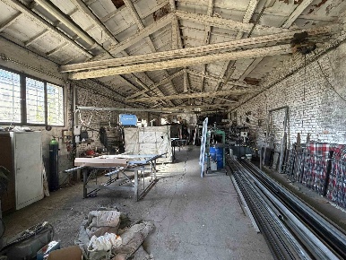 Foto Capannone industriale a Pistoia Sant'Agostino di 180 m² con 3 locali
