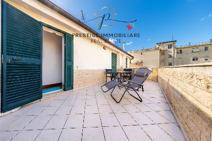 Foto Attico a Livorno Piazza Roma - Borgo Cappuccini di 77 m² con 2 locali