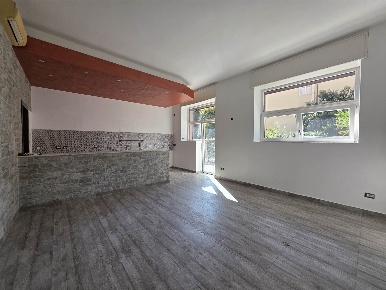 Foto Appartamento a Verona Poiano di 135 m² con 4 locali in vendita